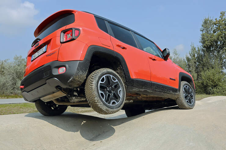 Fahrbericht Jeep Renegade Trailhawk: Erste Offroad ...