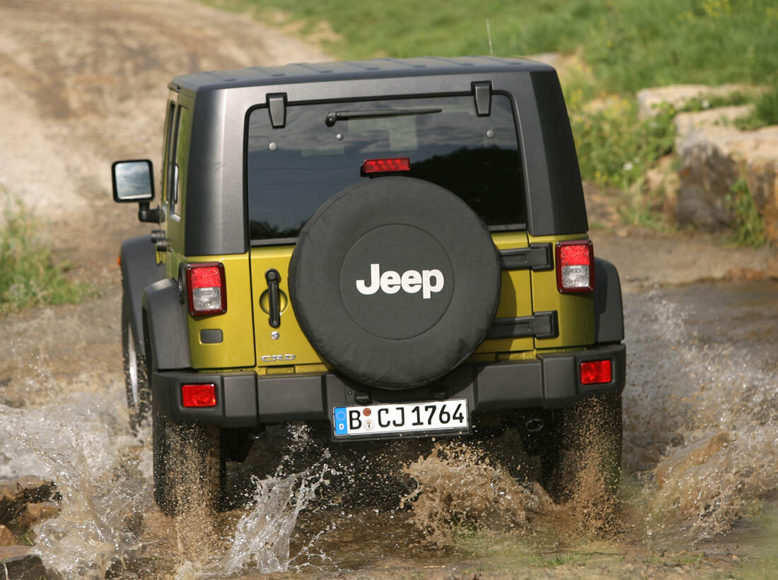 Gebrauchte Geländewagen Echtes Offroad für Männer auto motor und sport
