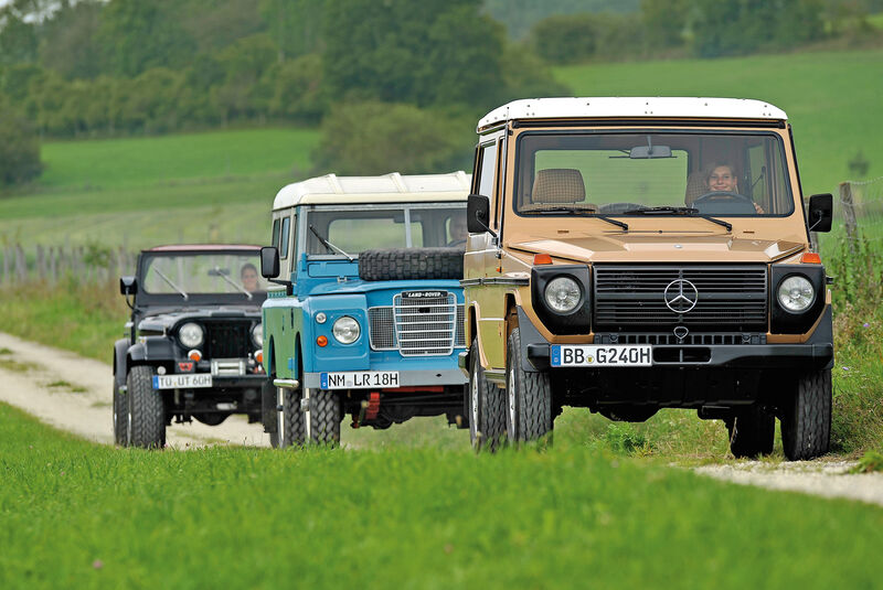 Jeep Wrangler, Land Rover 109, Mercedes-Benz 240 GD, Frontansicht