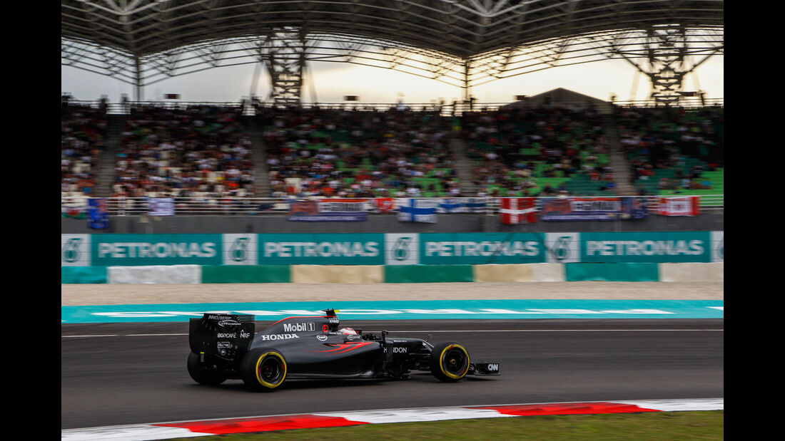 Jenson Button - McLaren - Formel 1 - GP Malaysia - Qualifying - 1. Oktober 2016