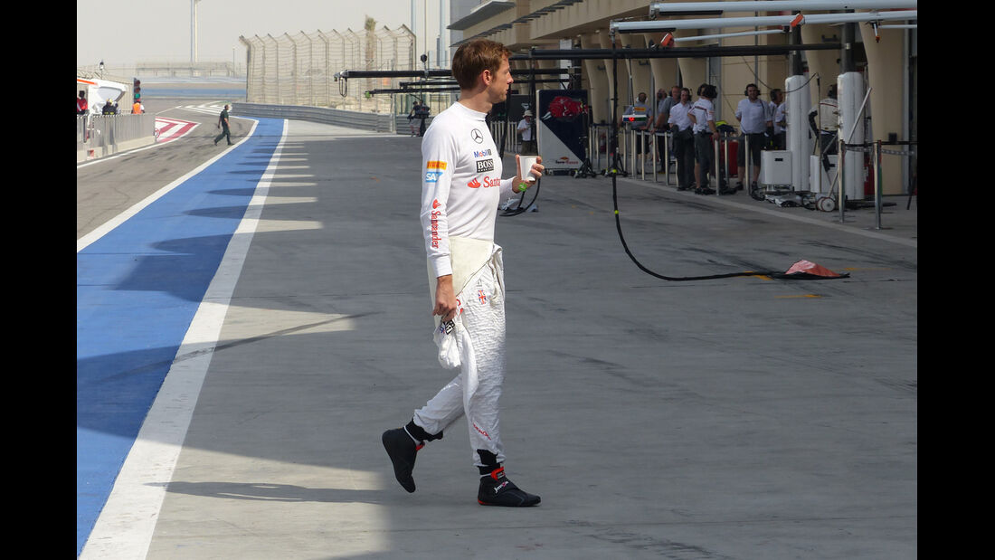 Jenson Button - McLaren - Formel 1 - Test - Bahrain - 28. Februar 2014