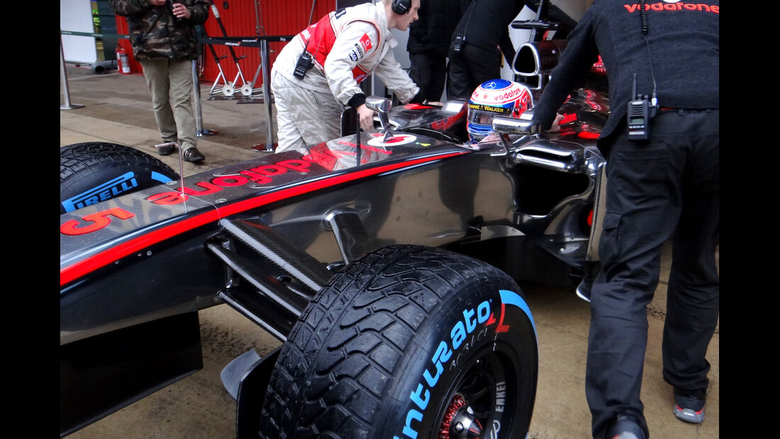 Jenson Button - McLaren - Formel 1 - Test - Barcelona - 1. März 2013