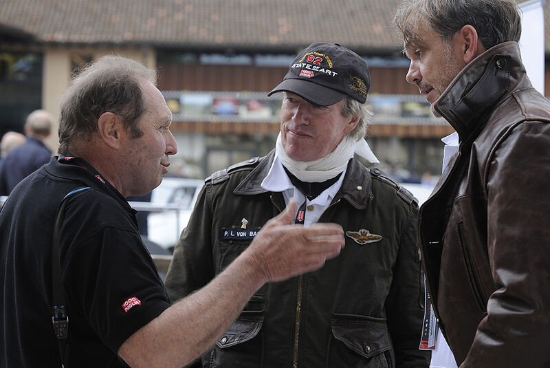 Jochen Maas, Prinz Leopold v. Bayern und BMW Group Designchef Adrian van Hooydonk auf der Mille Miglia 2010