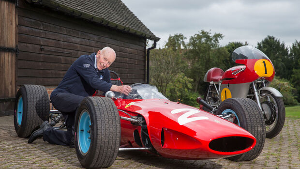 John Surtees - Ferrari 158