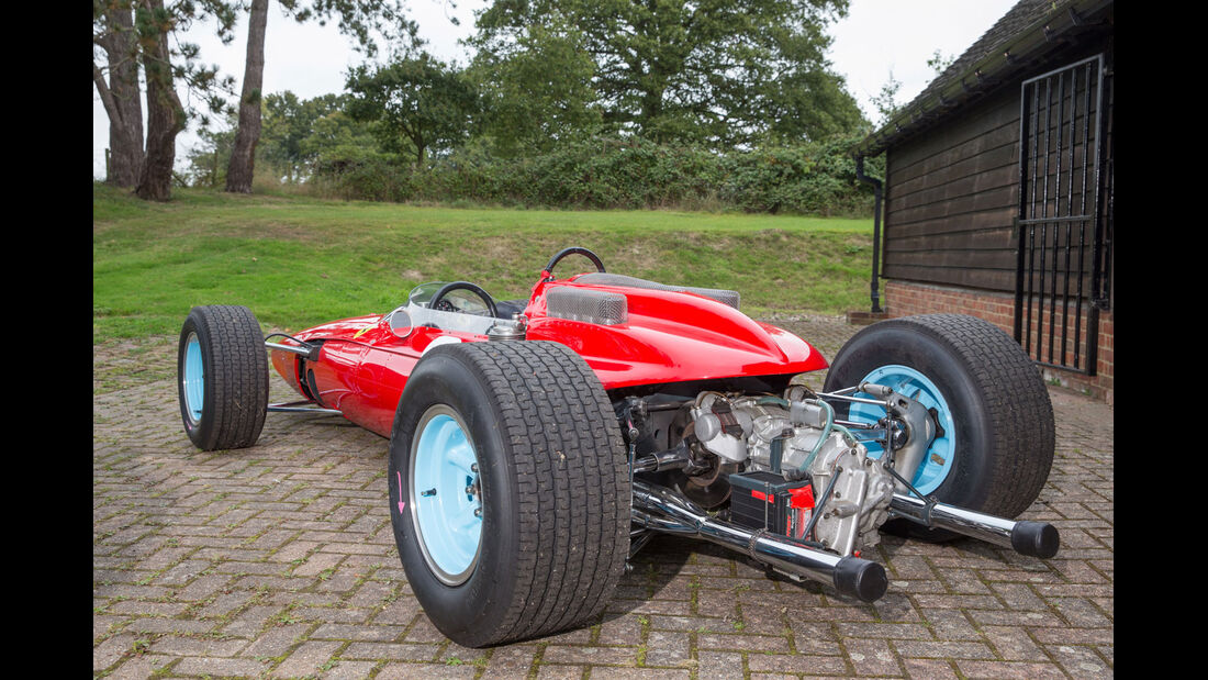 John Surtees - Motorsport - F1 - Ferrari 158