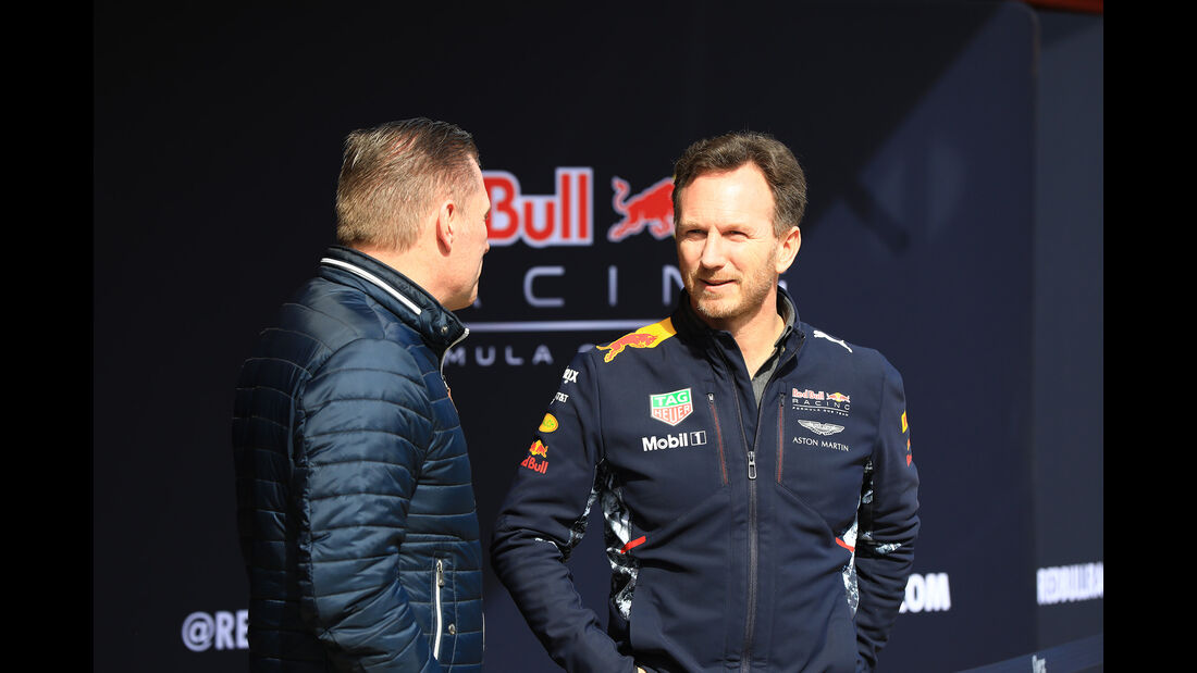 Jos Verstappen & Christian Horner - Red Bull - Formel 1 - Test - Barcelona - 2. März 2017