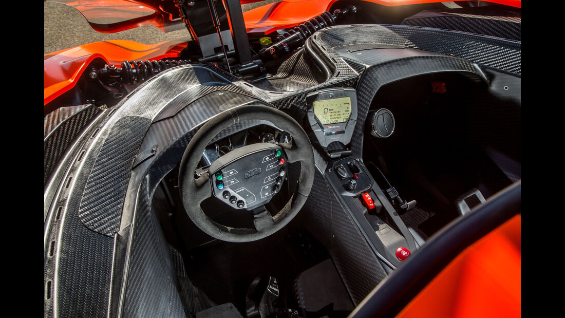 KTM X-Bow GT4, Cockpit