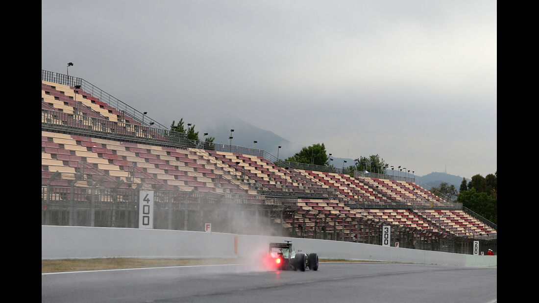 Kamui Kobayashi - Caterham - F1 Test Barcelona (1) - 13. Mai 2014