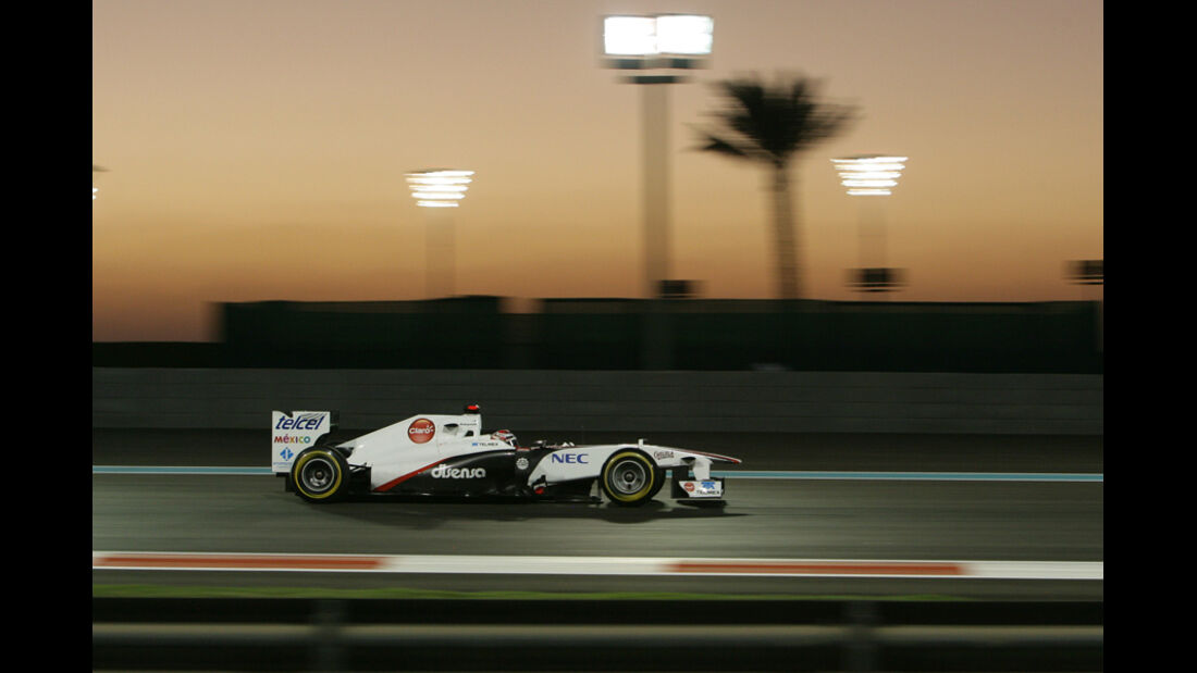 Kamui Kobayashi GP Abu Dhabi 2011