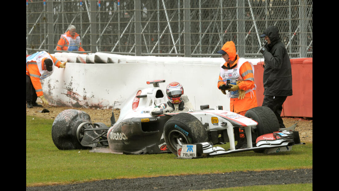 Kamui Kobayashi GP England Crashs 2011