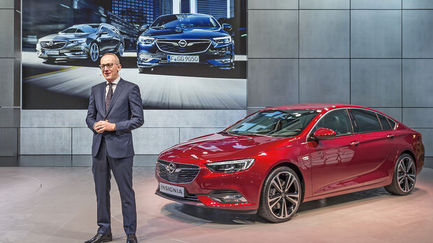 Karl-Thomas Neumann auf der Pressekonferenz von Opel