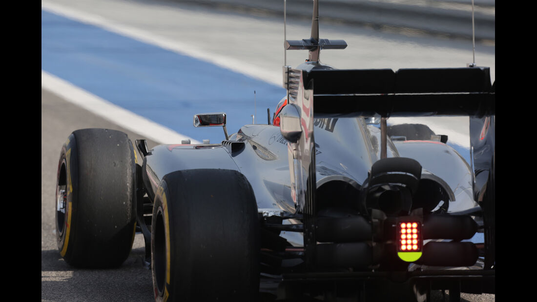 Kevin Magnussen - McLaren - Formel 1 - Test - Bahrain - 27. Februar 2014 