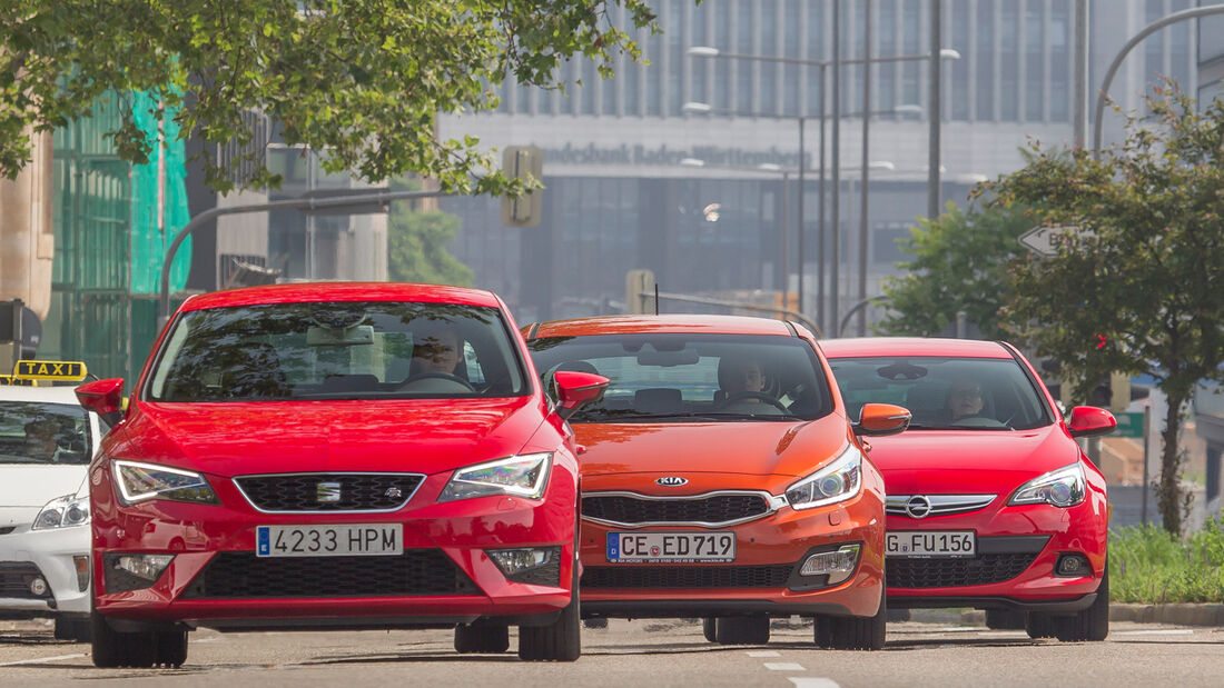 Kia Procee’d, Opel Astra GTC, Seat Leon SC, Frontansicht