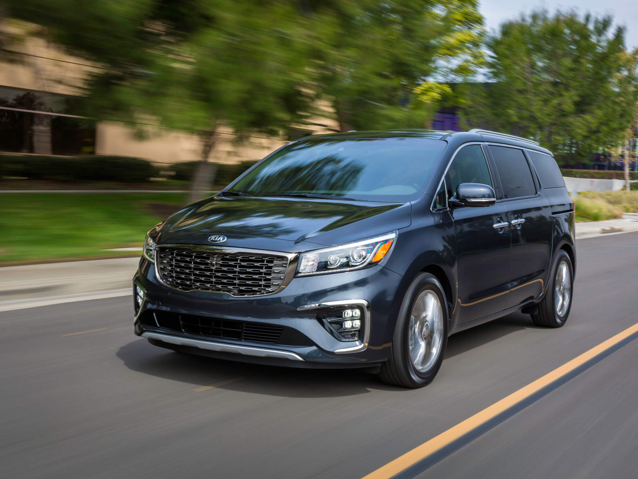 Kia Sedona 2019 Weltpremiere Familienvan ganz neu AUTO MOTOR