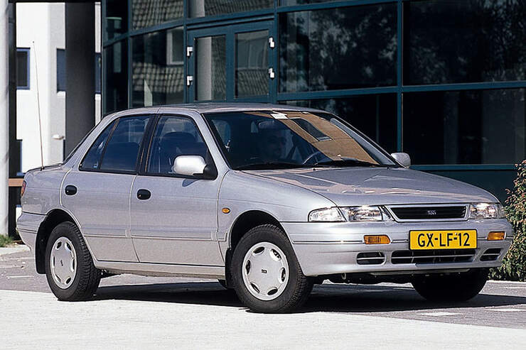 Kia sephia 1