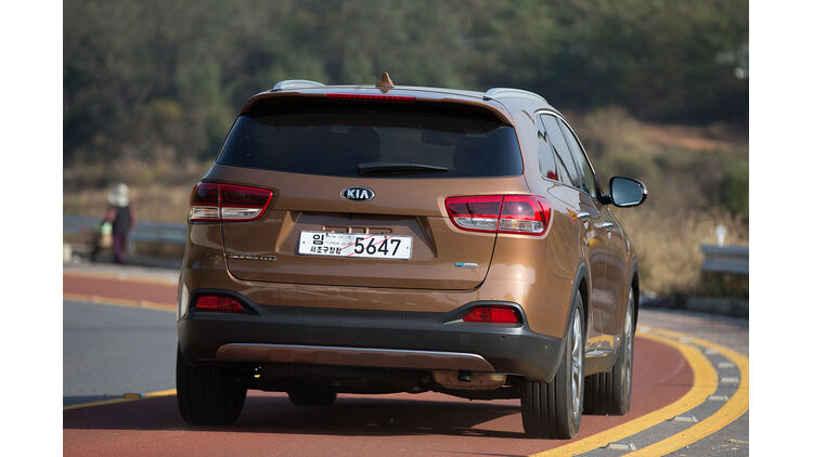 Neuer Kia Sorento 2 2 Crdi Im Fahrbericht Angriff Der Koreanischen M Klasse 2 0 Auto Motor Und Sport