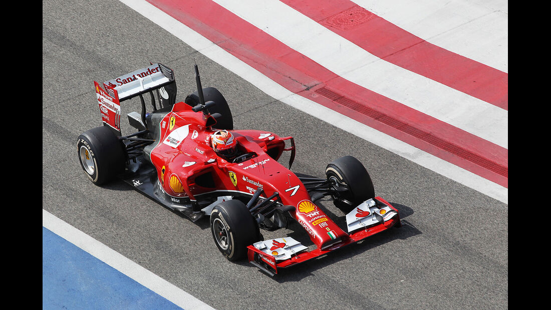 Kimi Räikkönen - Ferrari - Formel 1 - Test - Bahrain - 27. Februar 2014
