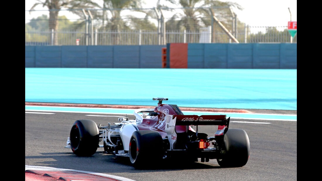 Kimi Räikkönen - Sauber - F1-Testfahrten - Abu Dhabi - 27.11.2018