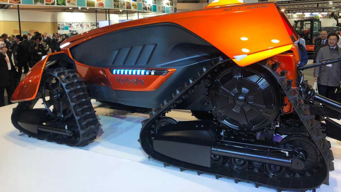 Kubota X tractor - cross tracor