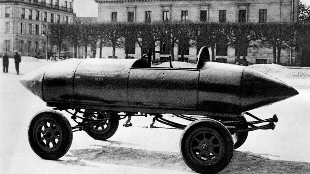 La jamais contente. the first road vehicle to go over 100 kilometres per hour. 1899