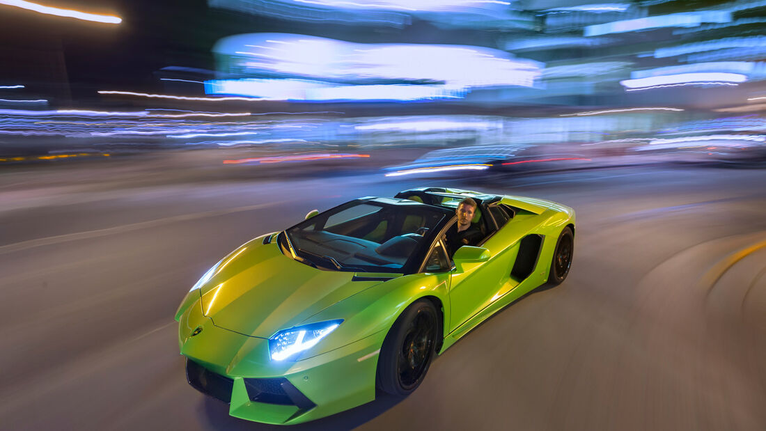 Lamborghini Aventador LP 700-4 Roadster, Frontansicht