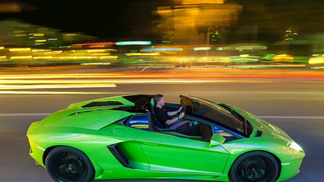 Lamborghini Aventador LP 700-4 Roadster, Seitenansicht