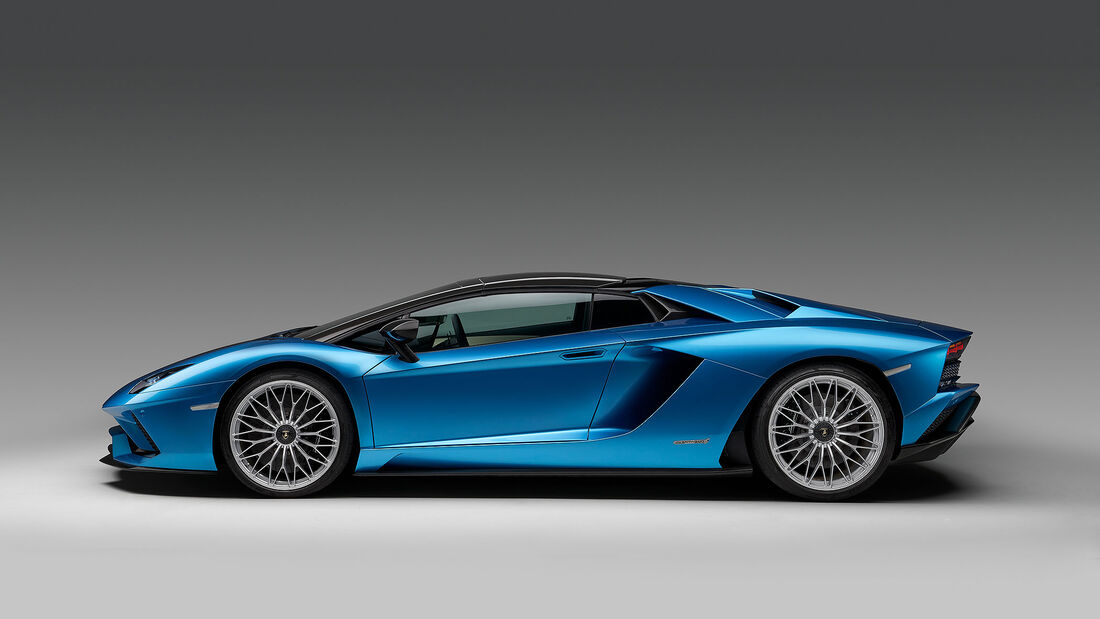 Lamborghini Aventador S Roadster