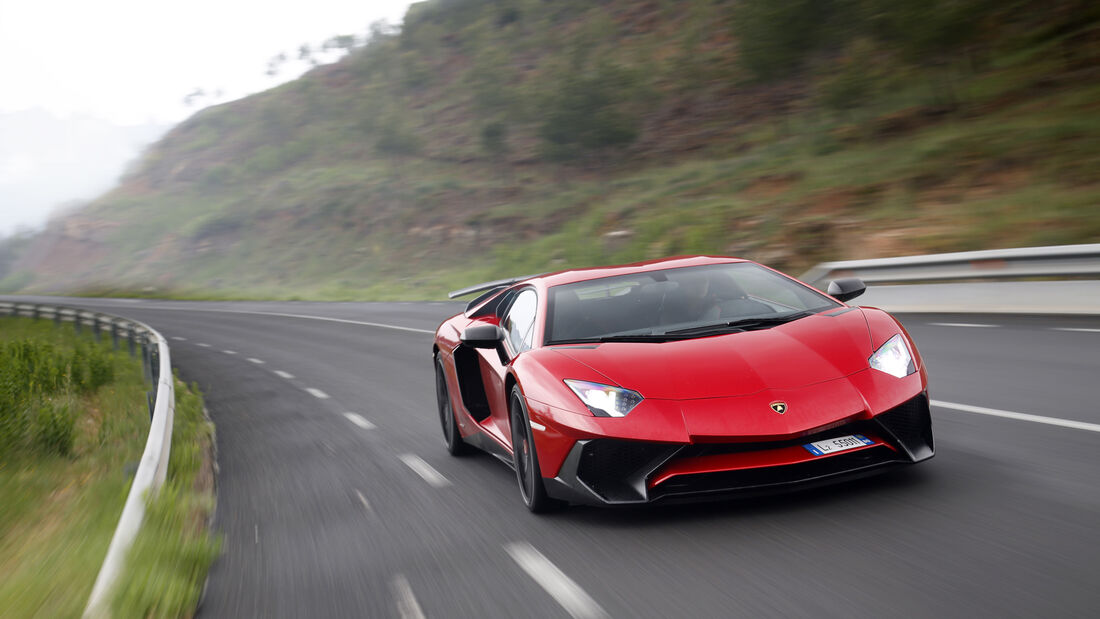 Lamborghini Aventador SV 2015