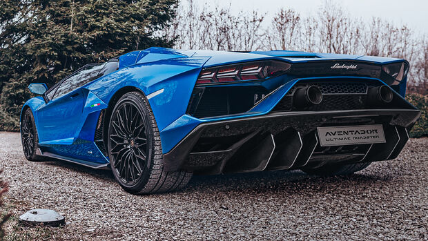 Lamborghini Aventador Ultimae 2021