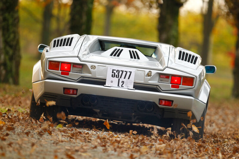 Lamborghini Countach Anniversario, Rückansicht, Rückleuchte, Park, Bremslicht