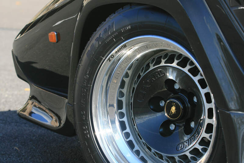 Lamborghini Countach Turbo S