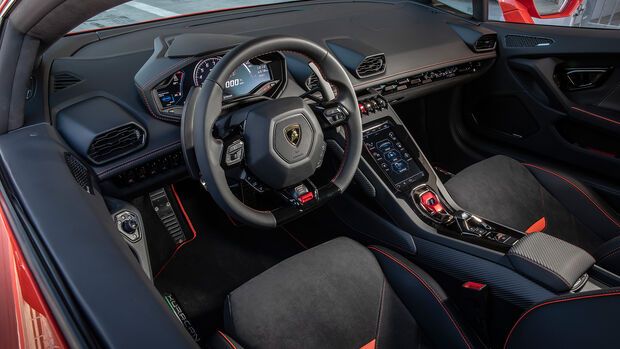 Lamborghini Huracan Evo, Innenraum, Cockpit