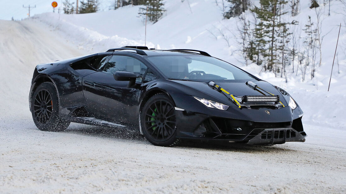 New Lamborghini Huracan Sterrato Seen Again in Winter Tests