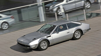 Lamborghini Jarama 400 GT, Seitenansicht