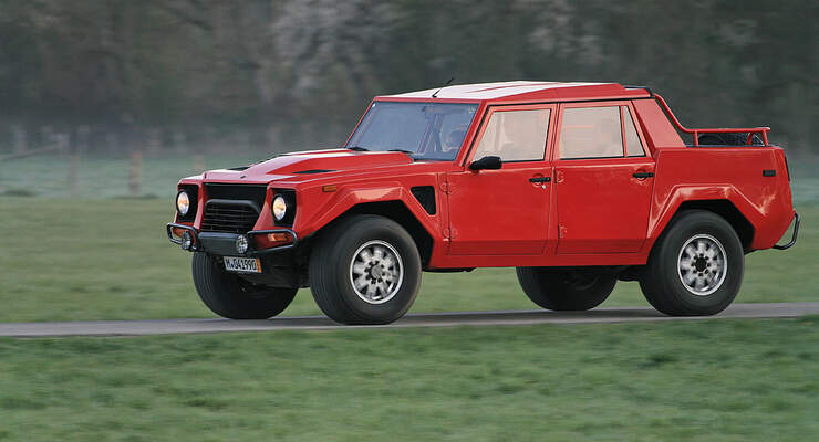 Lamborghini LM 002 Seite