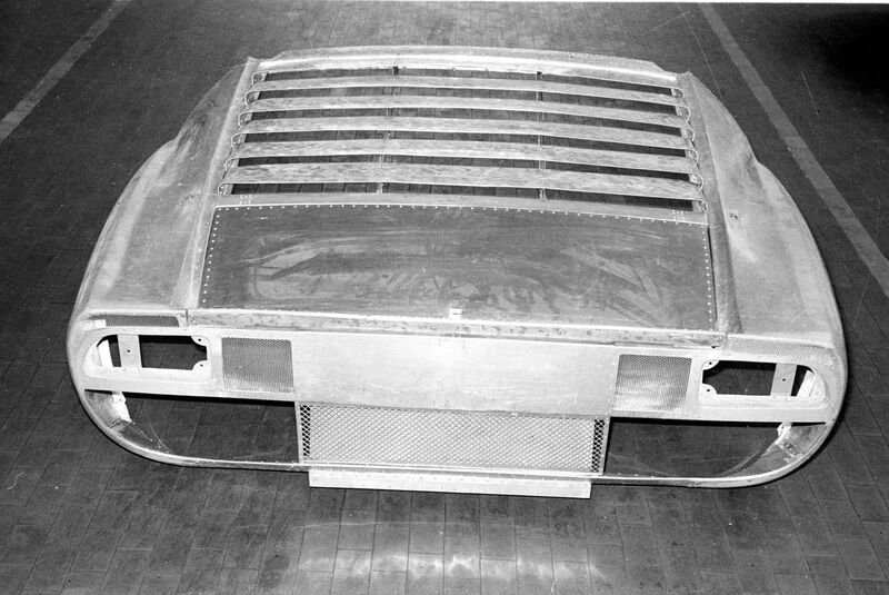 Lamborghini Miura - 50 Jahre - Alukarosserie