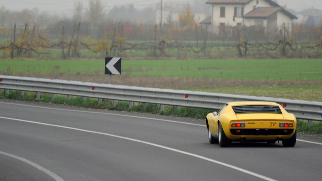 Lamborghini Miura SV