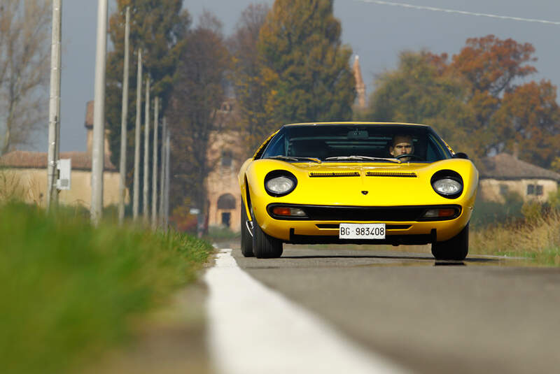 Lamborghini Miurca SV, Frontansicht, Überlandfahrt