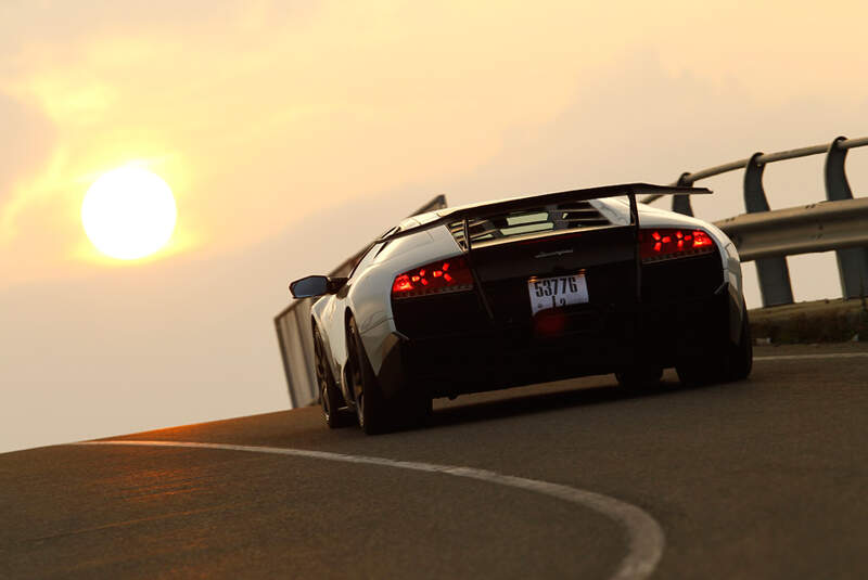 Lamborghini Murcielago SV, Heck, Abendstimmung, Überlandfahrt, Kurve