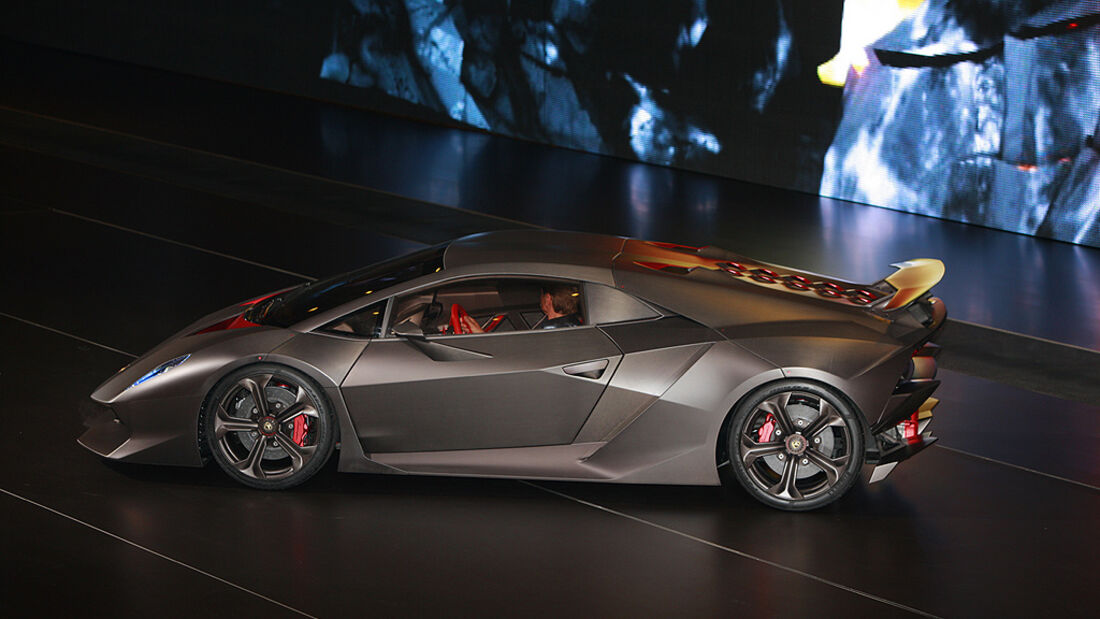 Lamborghini Sesto Elemento, Präsentation