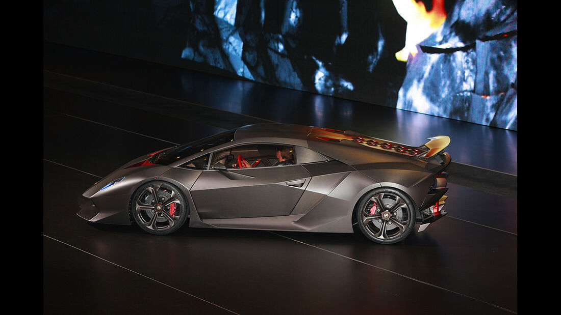 Lamborghini Sesto Elemento, Präsentation