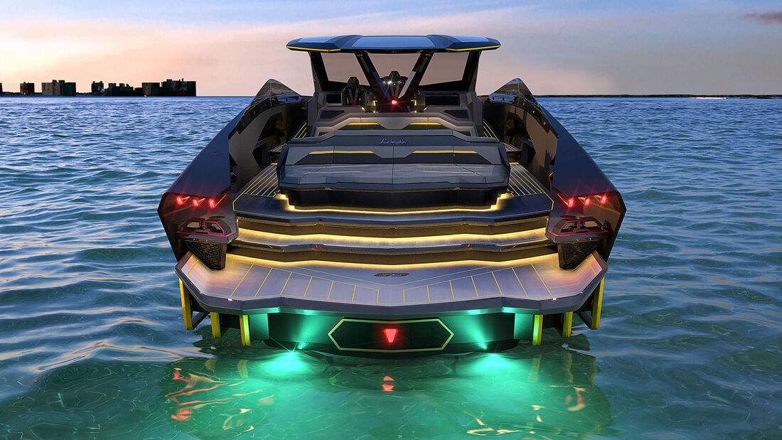 Lamborghini Yacht "Tecnomar for Lamborghini 63"