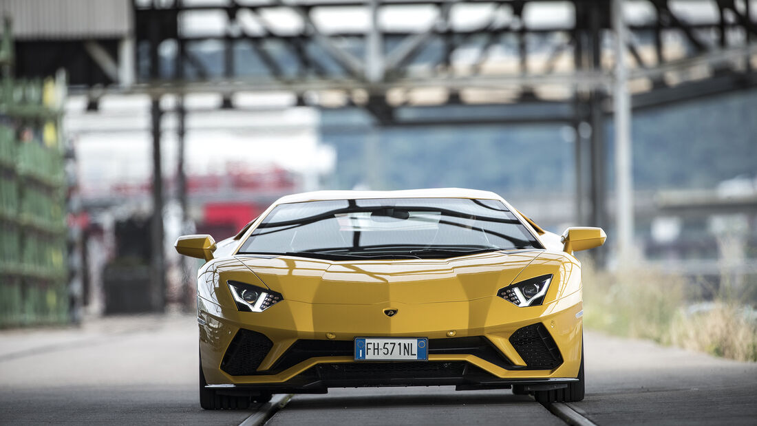 Autoschutzhülle Lamborghini Aventador S - ExternResist®-Abdeckplane :  Verwendung im Freien
