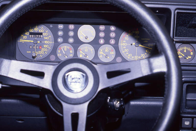 Lancia Delta HF Integrale Original-Test auto motor und sport 12/1989