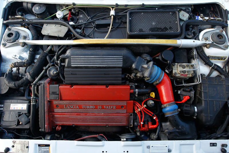 Lancia Delta HF integrale, Motor