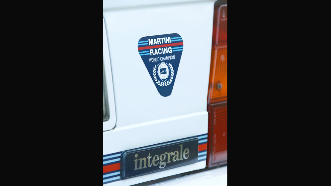 Lancia Delta HF integrale, Schild, Emblem