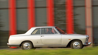 Lancia Flaminia Coupé 3B 2800, Seitenansicht