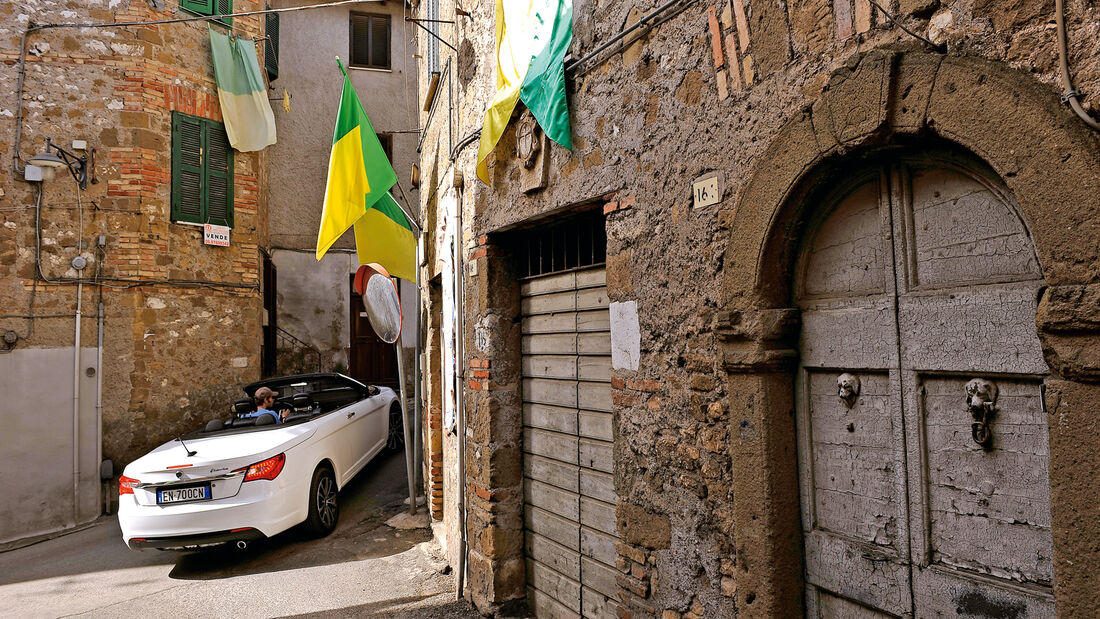 Lancia Flavia, Gasse