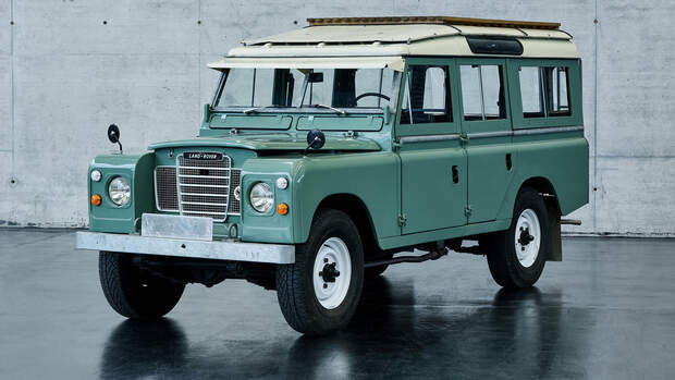 Land Rover 109 Kombi Series 3 (1972)