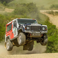 Land Rover Bowler Rallye Defender